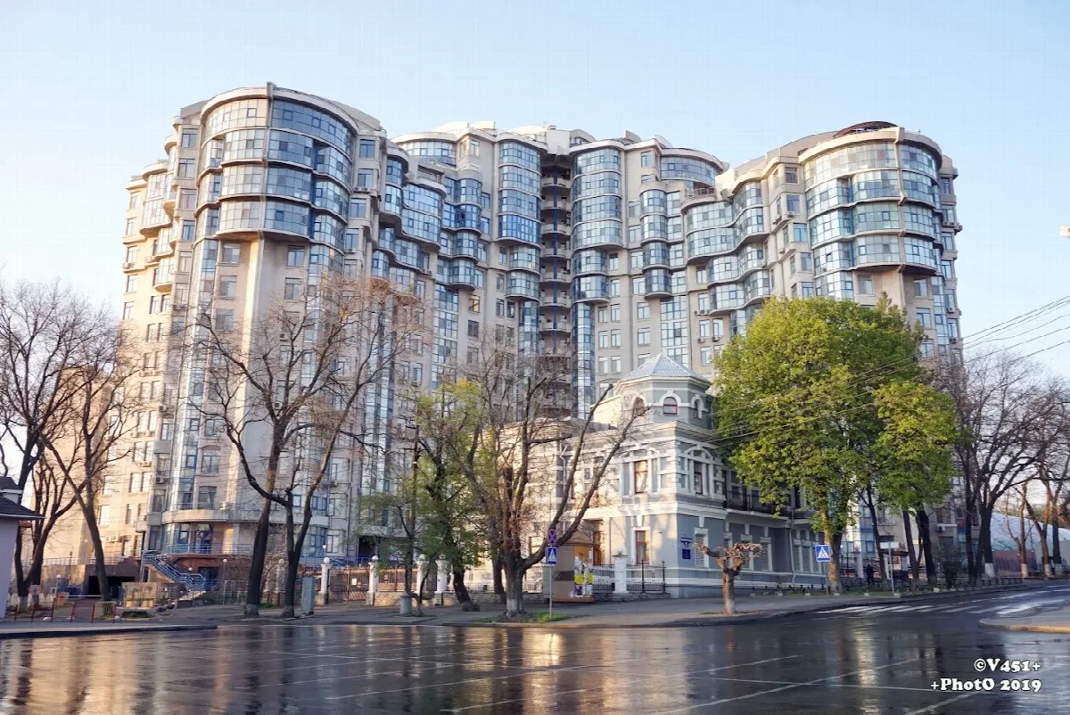ЖК Мерседес