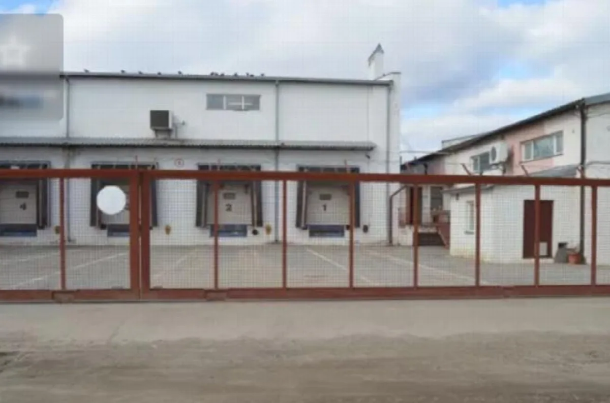 Коммерция, 3 618 м², Слободка