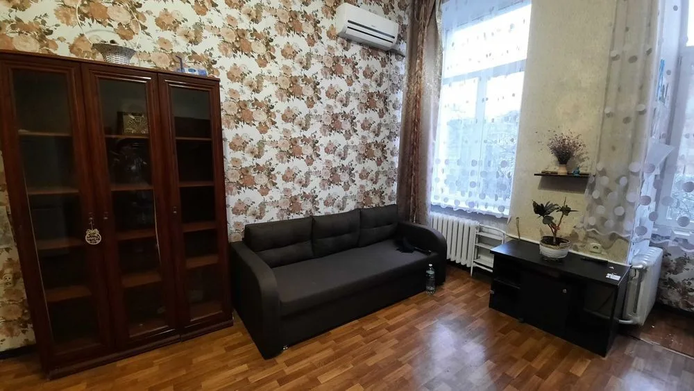 5-комнатная квартира, 160 м², Центр