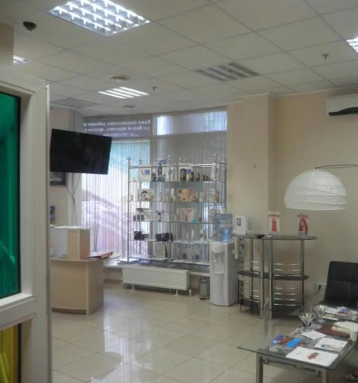 Комерційна, 125 м², Центр