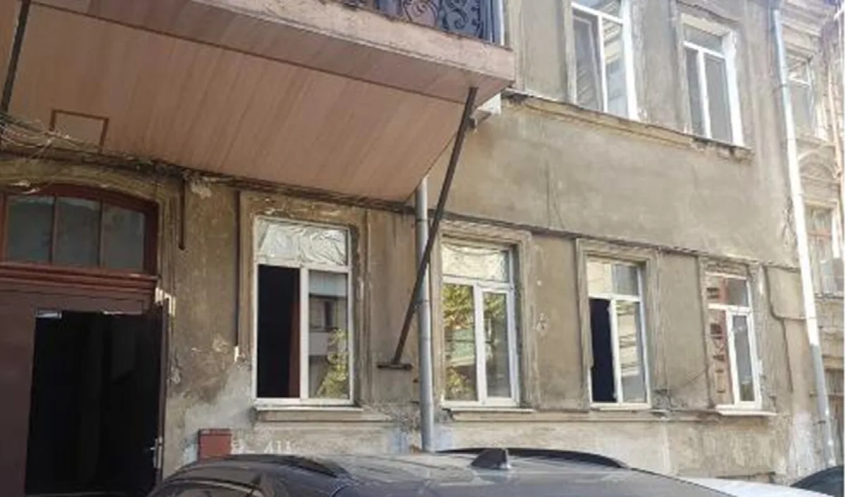 4-комнатная квартира, 74 м², Центр