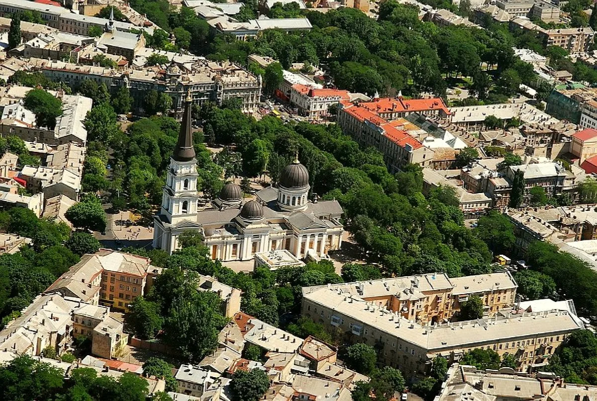 Коммерция, 260 м², Центр