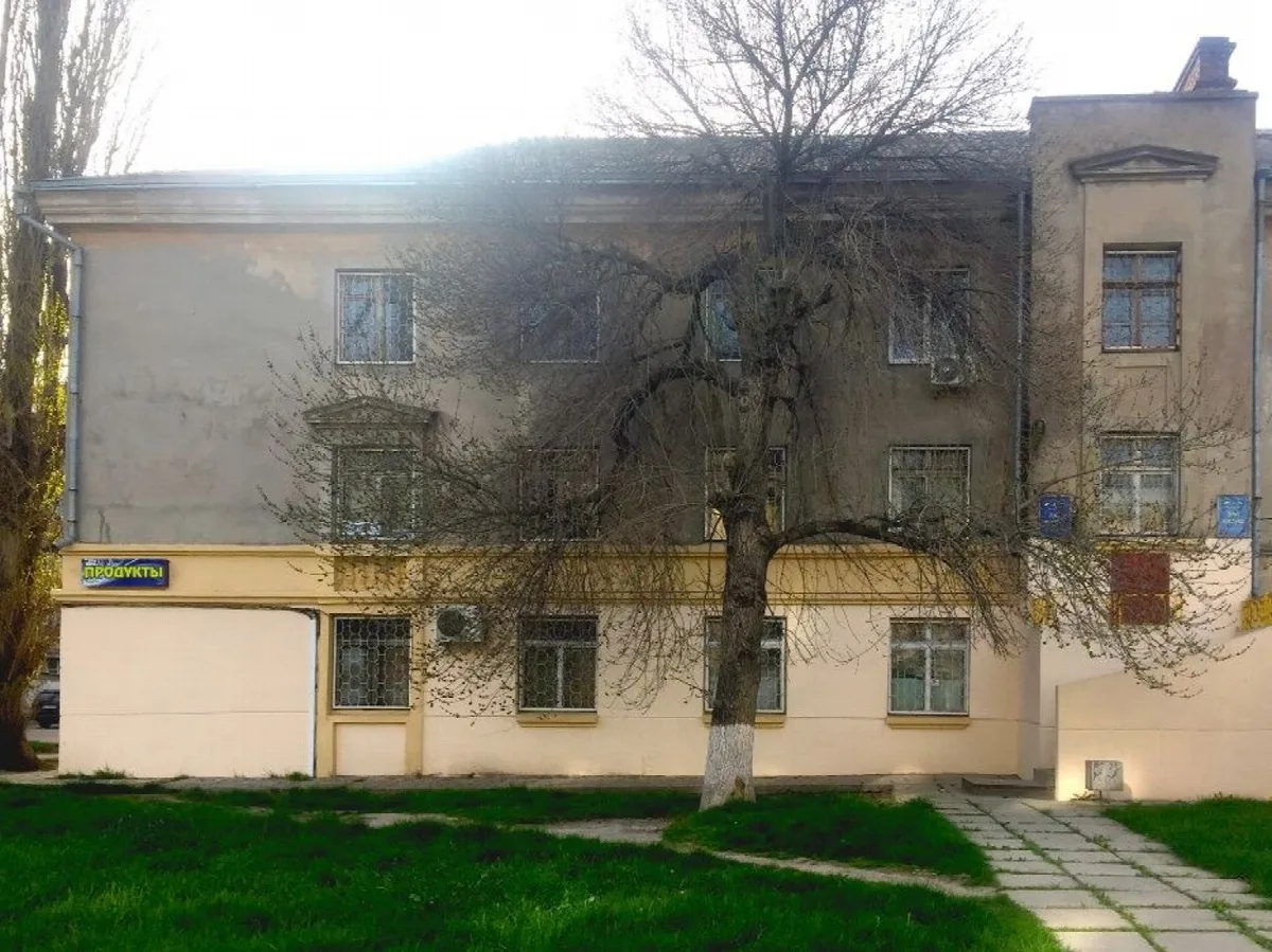 Коммерция, 703 м², Пересыпь
