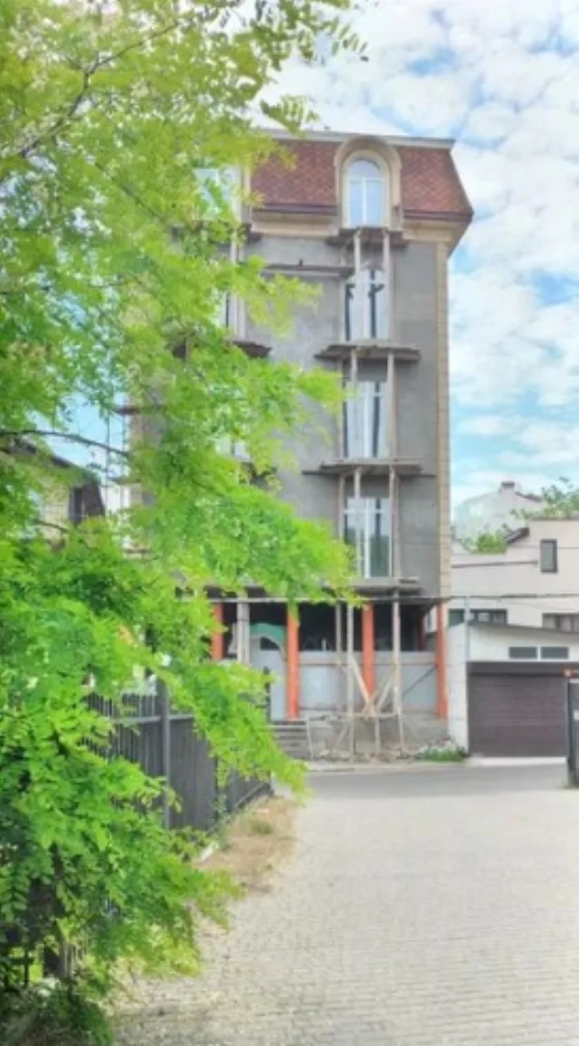 Коммерция, 700 м², Аркадия