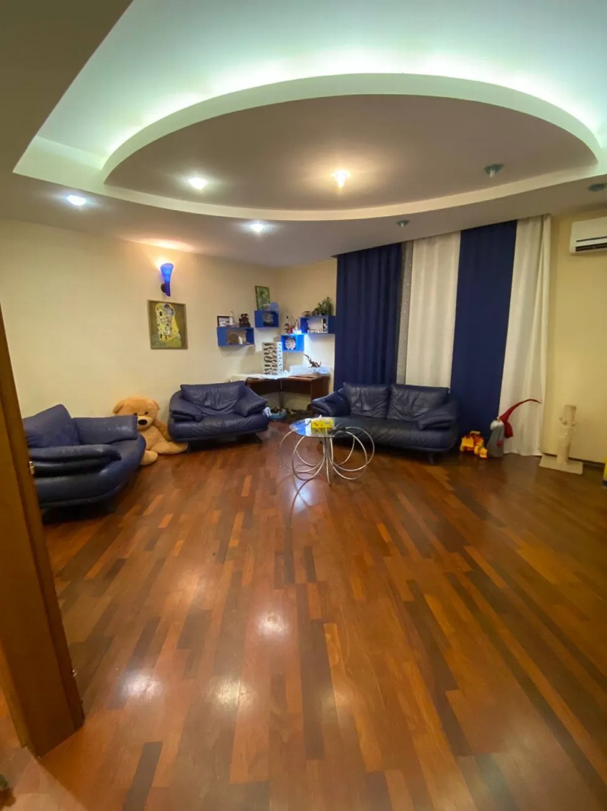 3-кімнатна квартира, 135 м², Билдинг, Шевченко-Французький