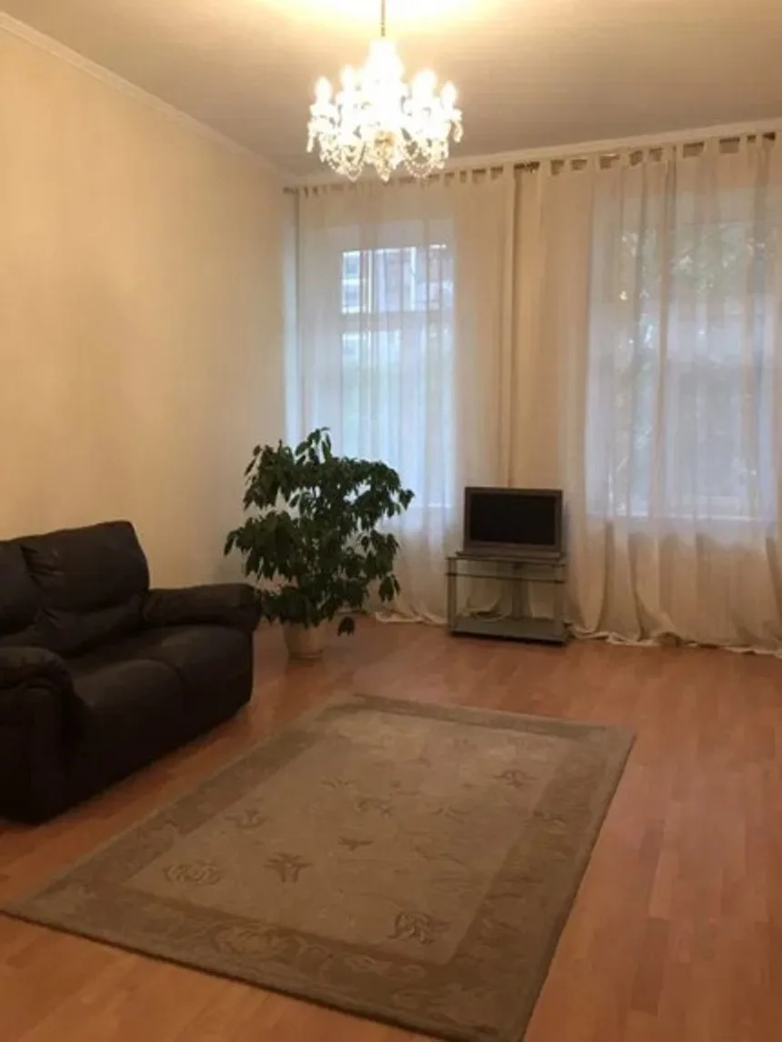 3-кімнатна квартира, 112 м², Черемушки