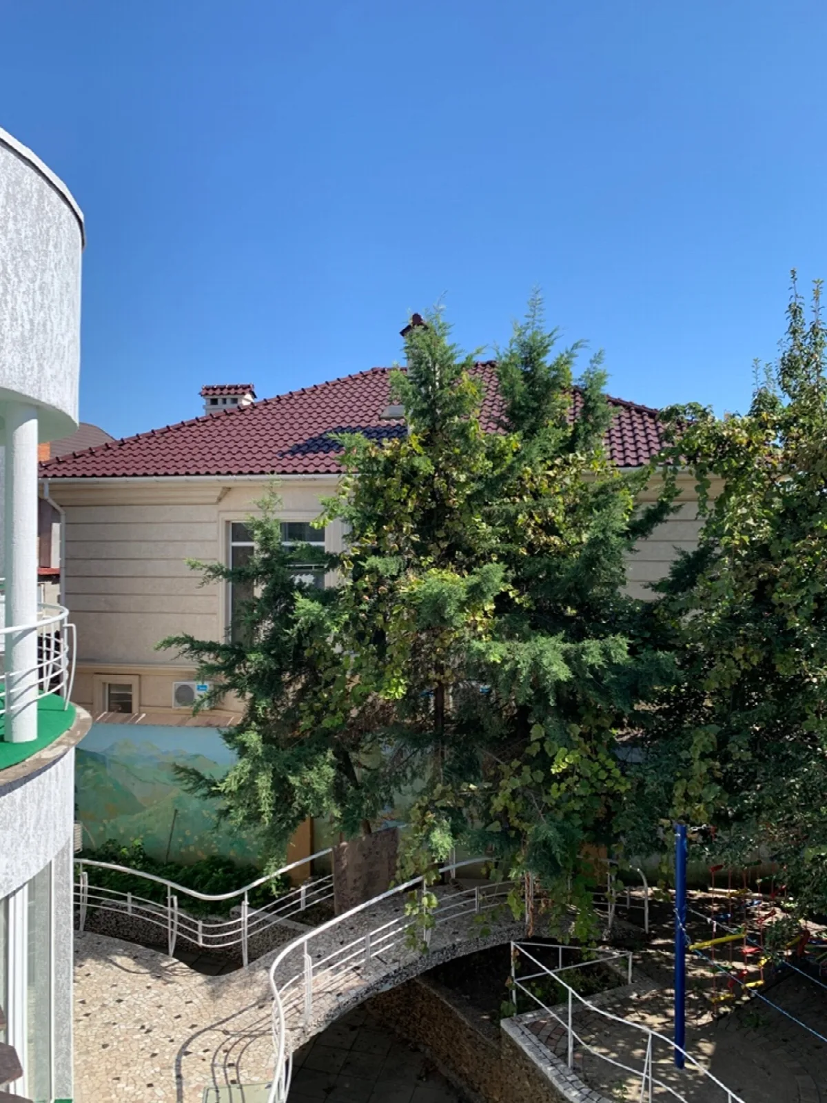 7-кімнатний будинок, 900 м², Таїрова