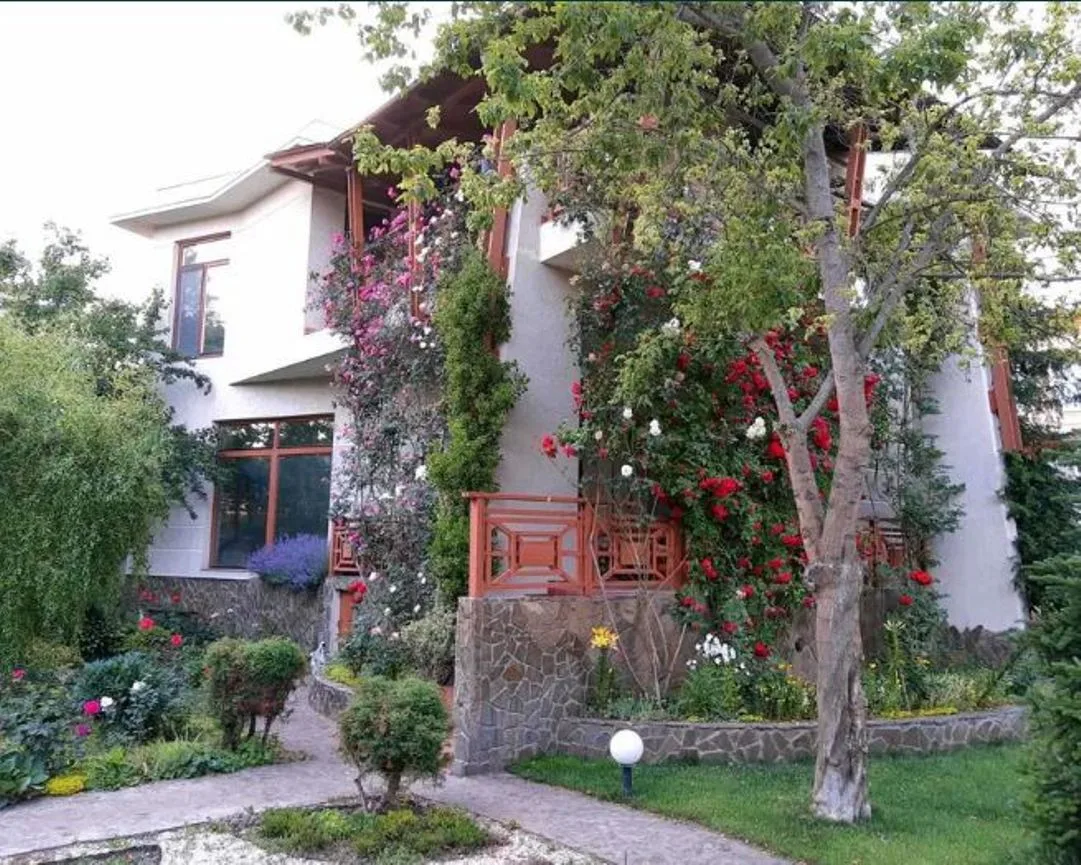 7-кімнатний будинок, 650 м², Фонтан
