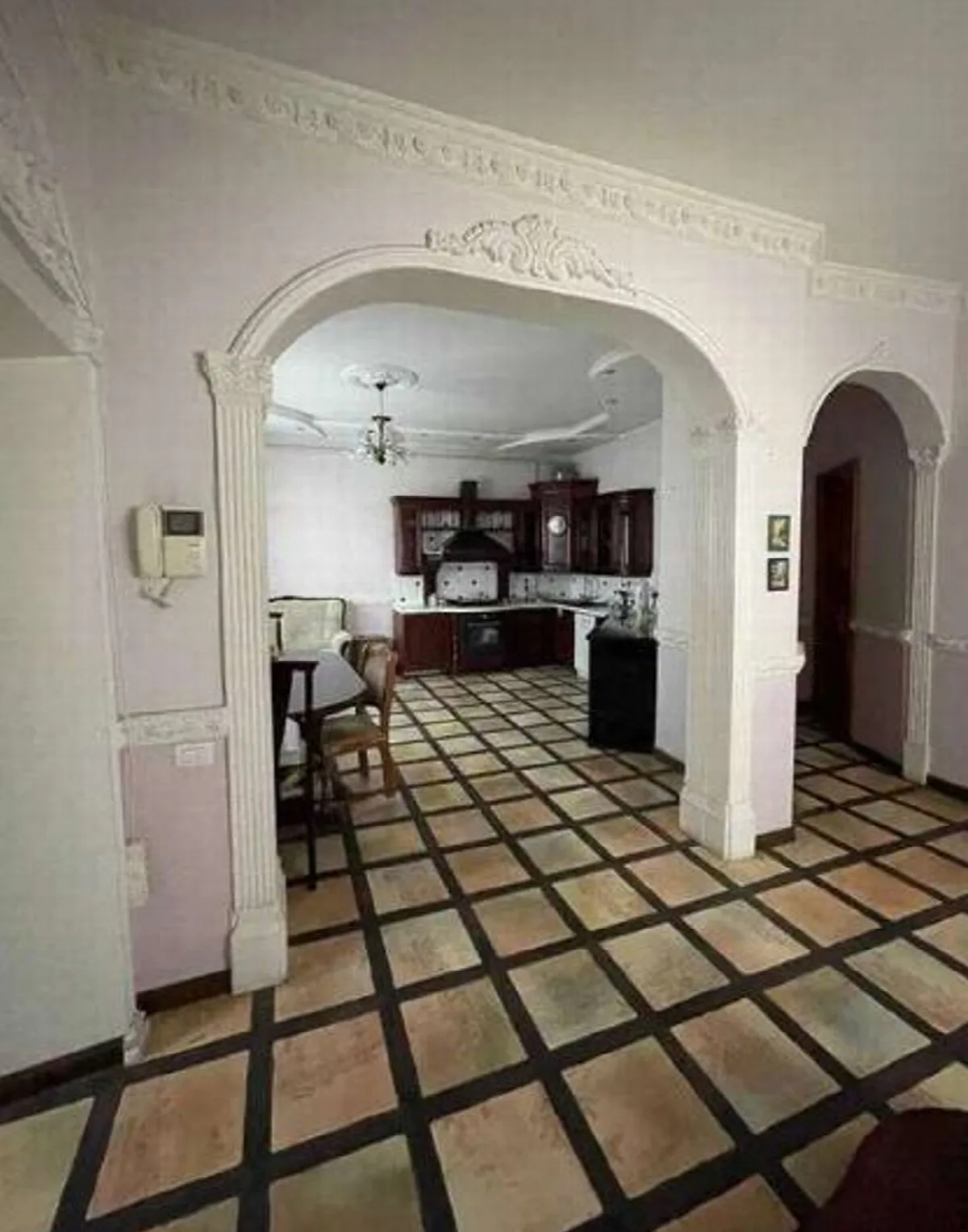 4-комнатный дом, 140 м², Центр