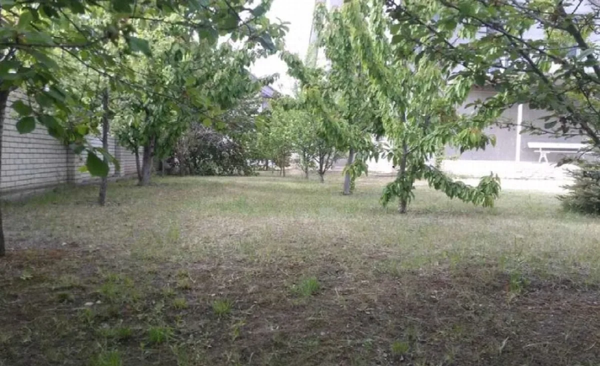 Land, Chubaivka