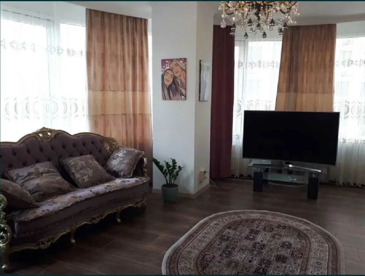 3-room apartment, 104 m², Южная Пальмира, Arkadia