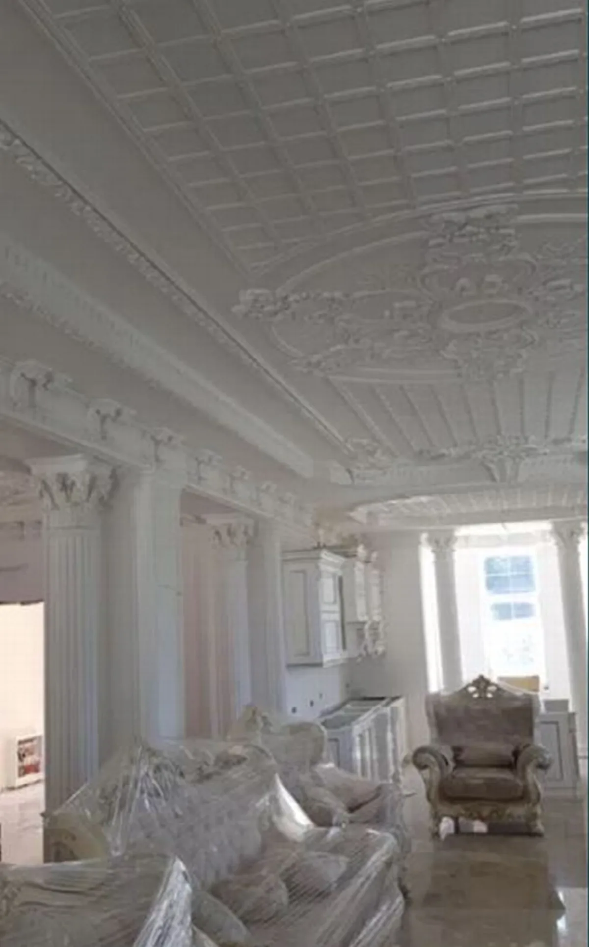 7-кімнатний будинок, 700 м², Совіньйон