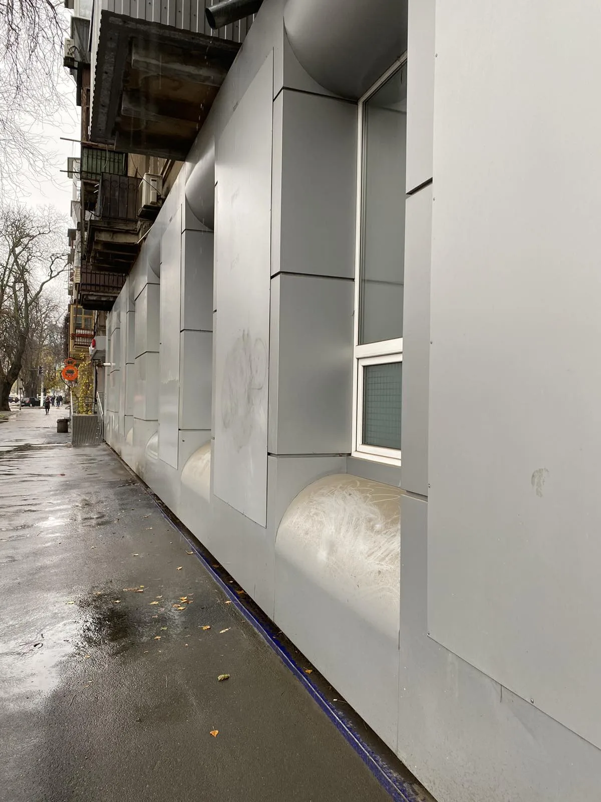 Комерційна, 412 м², Центр