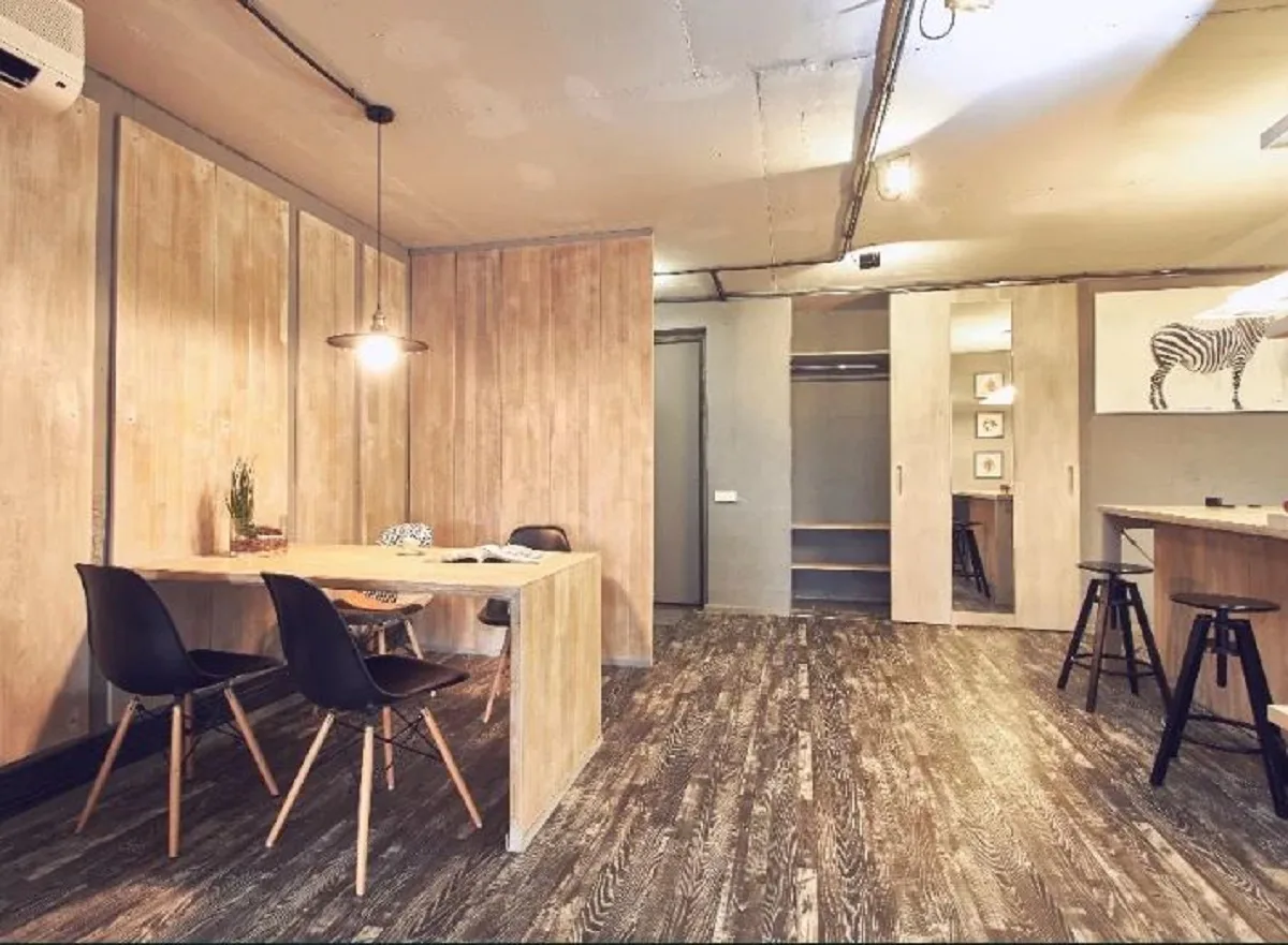 Комерційна, 75 м², Центр