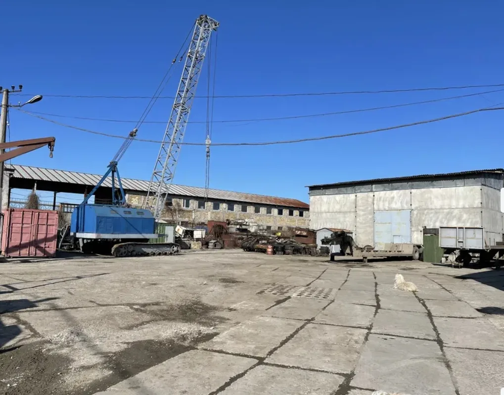 Commercial, 2 000 m², Peresyp