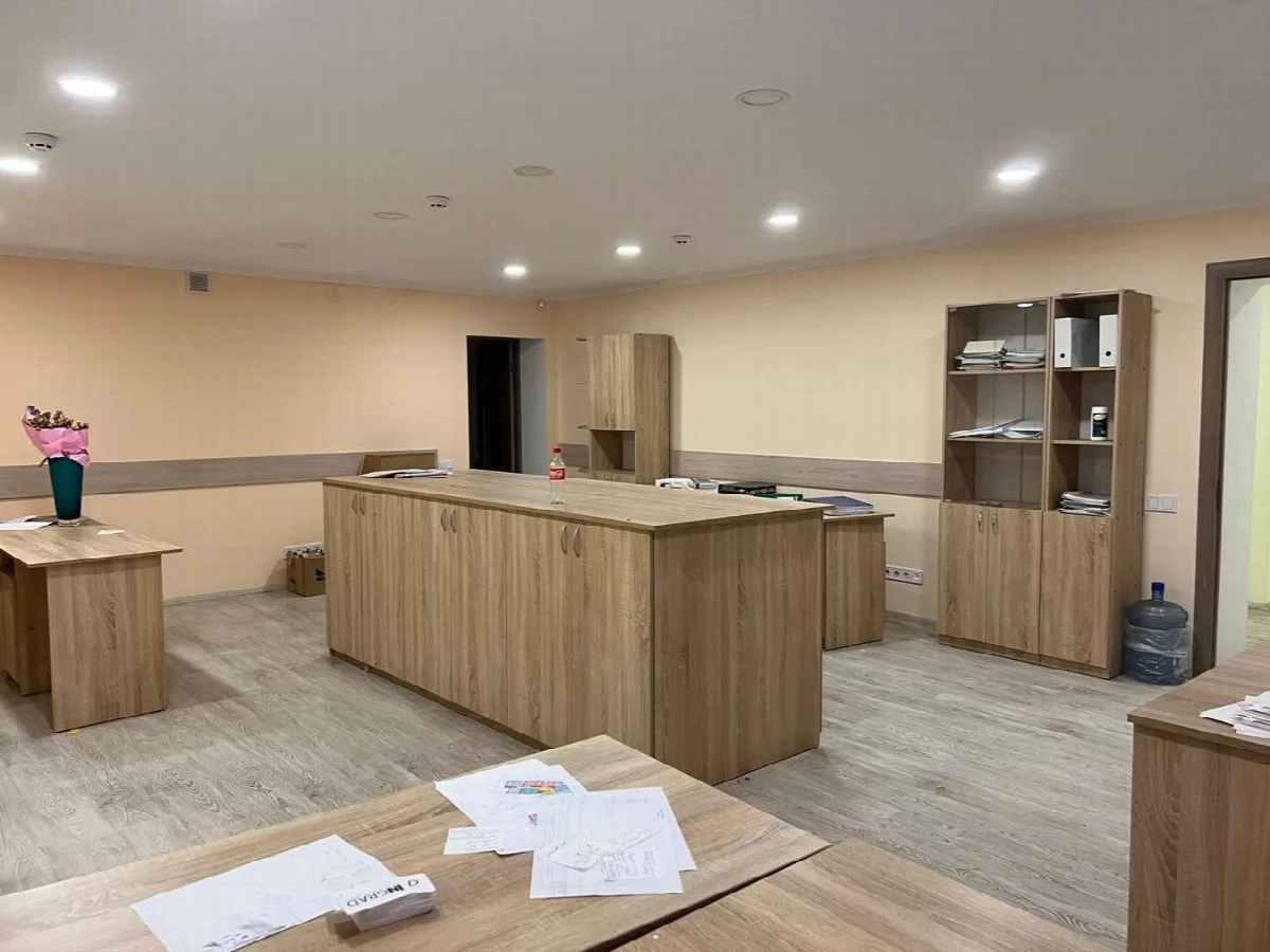 Комерційна, 136 м², Черьомушки