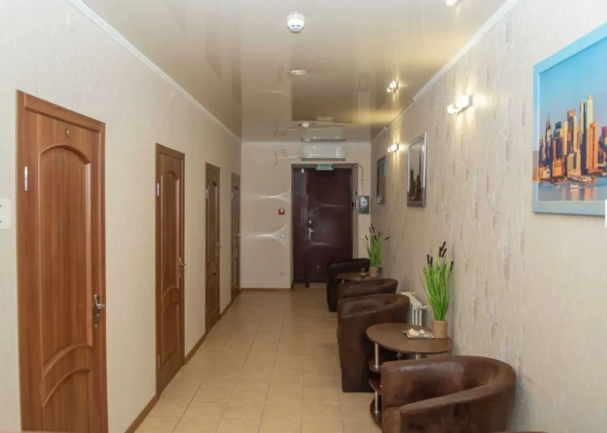Комерційна, 76 м², Центр