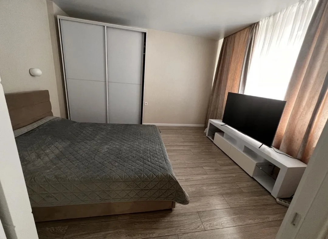 1-кімнатна квартира, 37 м², Будинок на Щорса, Черьомушки