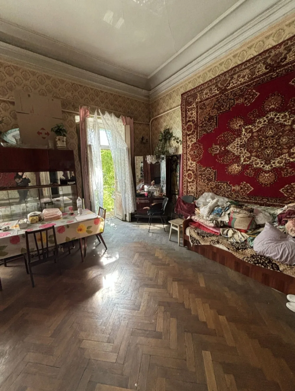 3-комнатная квартира, 79 м², Центр