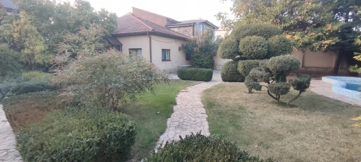 4-комнатный дом, 665 м², Фонтан