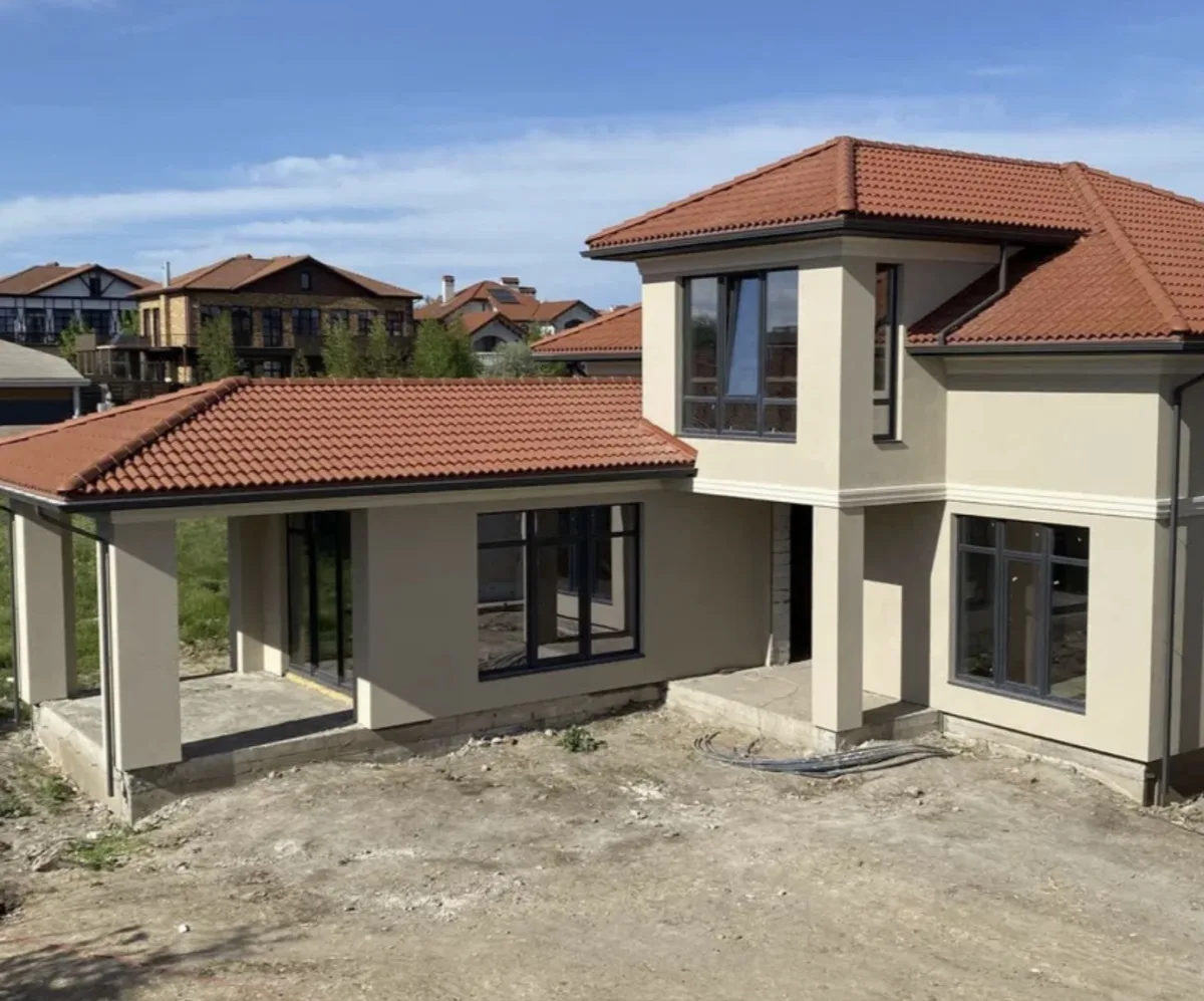 4-кімнатний будинок, 207 м², Совіньйон
