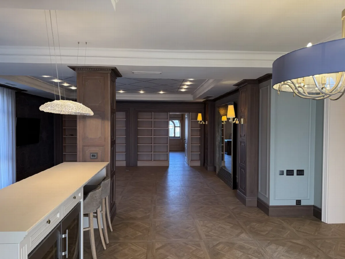3-комнатная квартира, 340 м², Центр