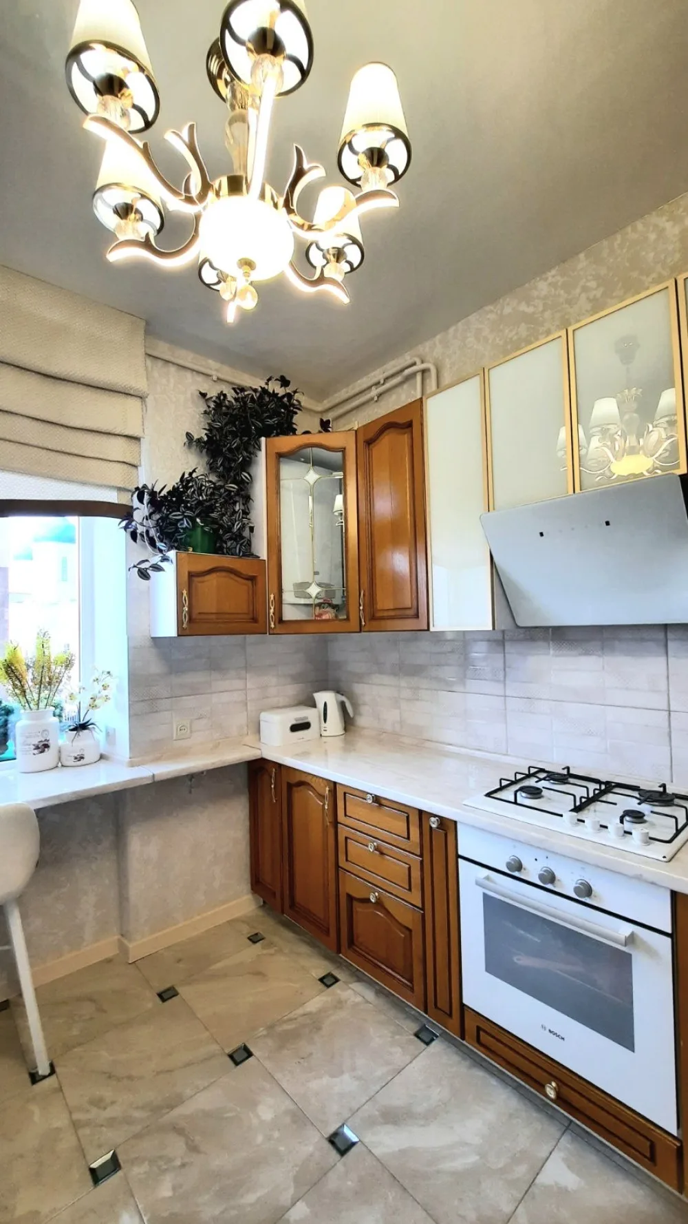 3-кімнатна квартира, 78 м², Центр