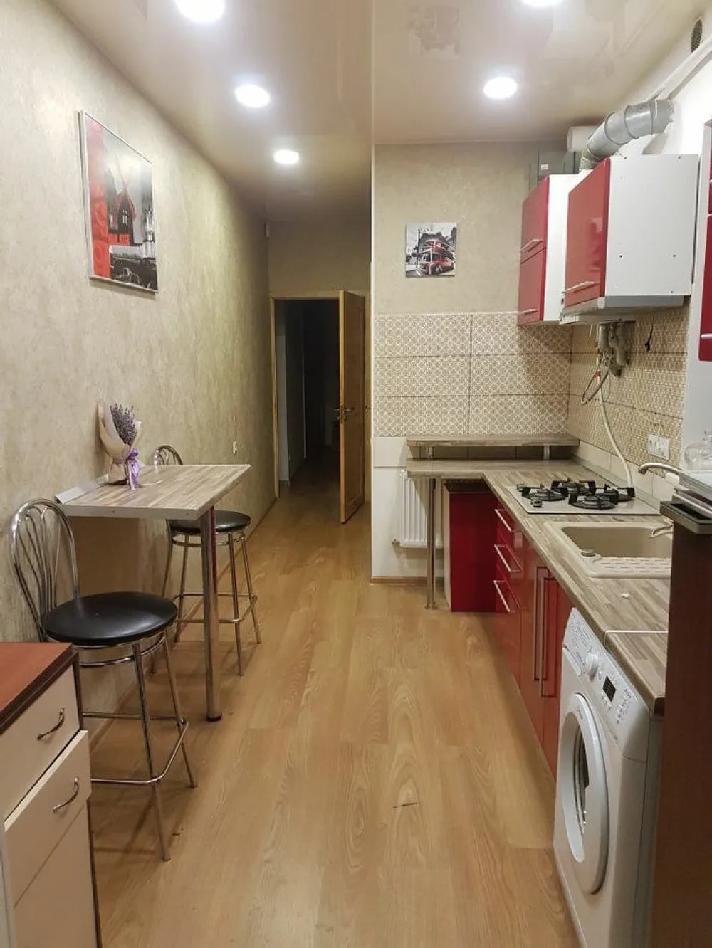 2-кімнатна квартира, 40 м², Центр