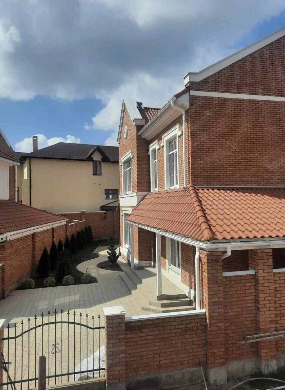 3-room house, 178 m², Альпийский-3, Dacha Kovalevskoho