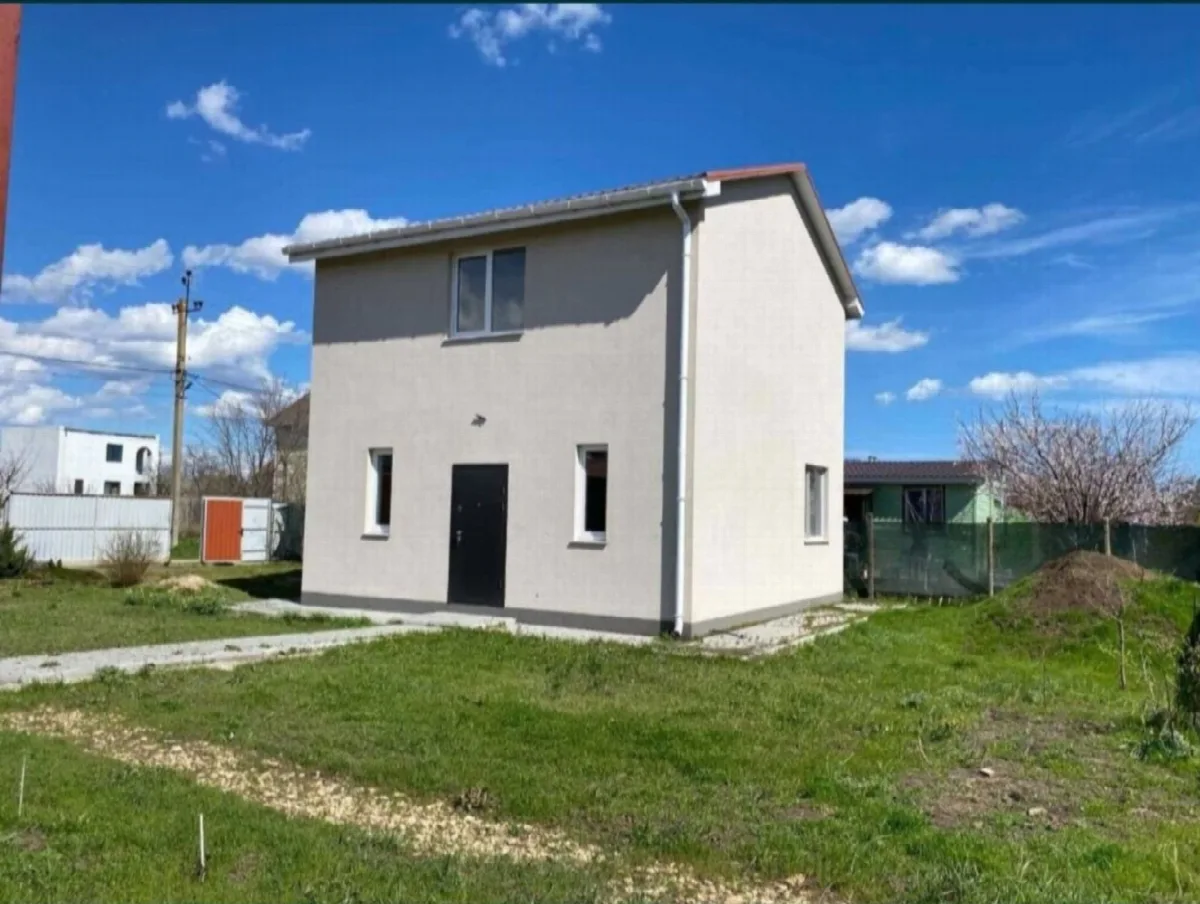 3-кімнатний будинок, 100 м², Молодіжне