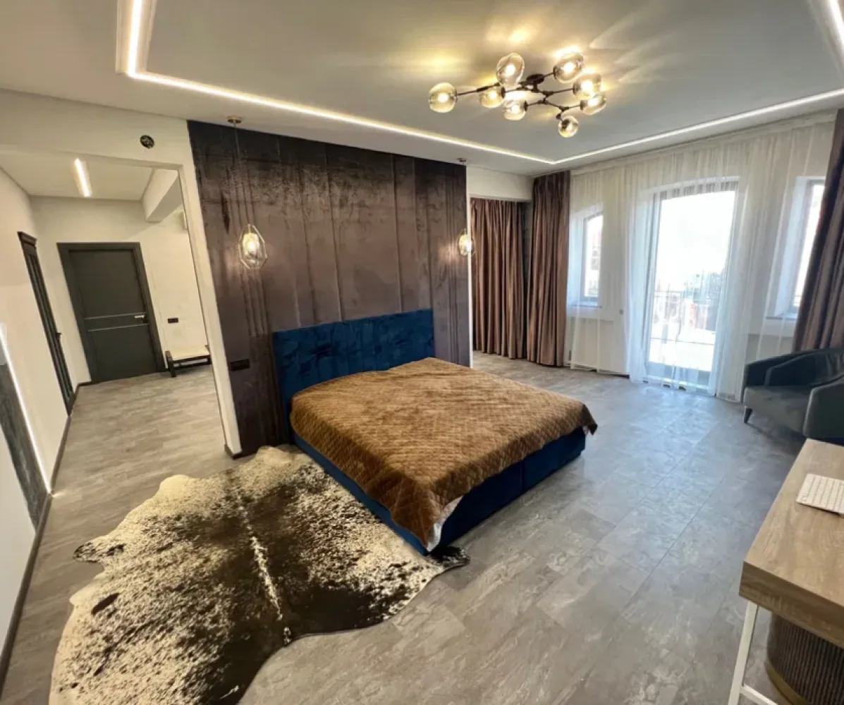 5-комнатный дом, 625 м², Черноморка