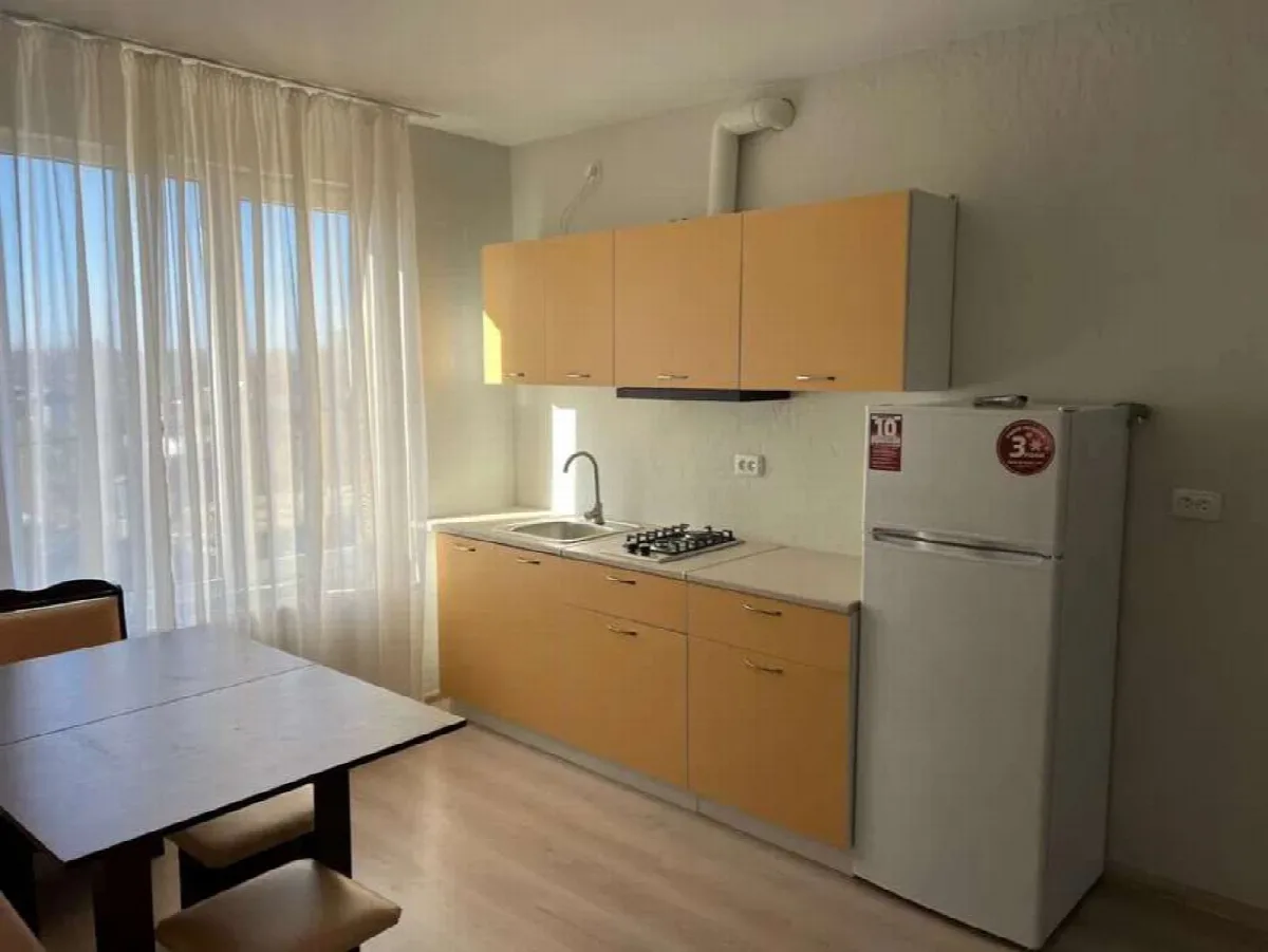 2-кімнатна квартира, 45 м², Ленпосьолок