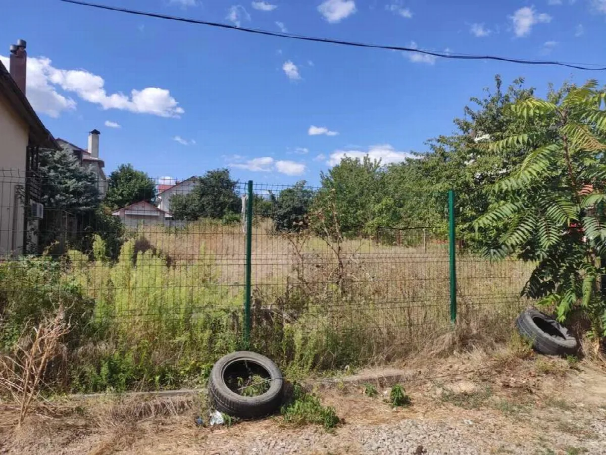 Land, Kotovskoho