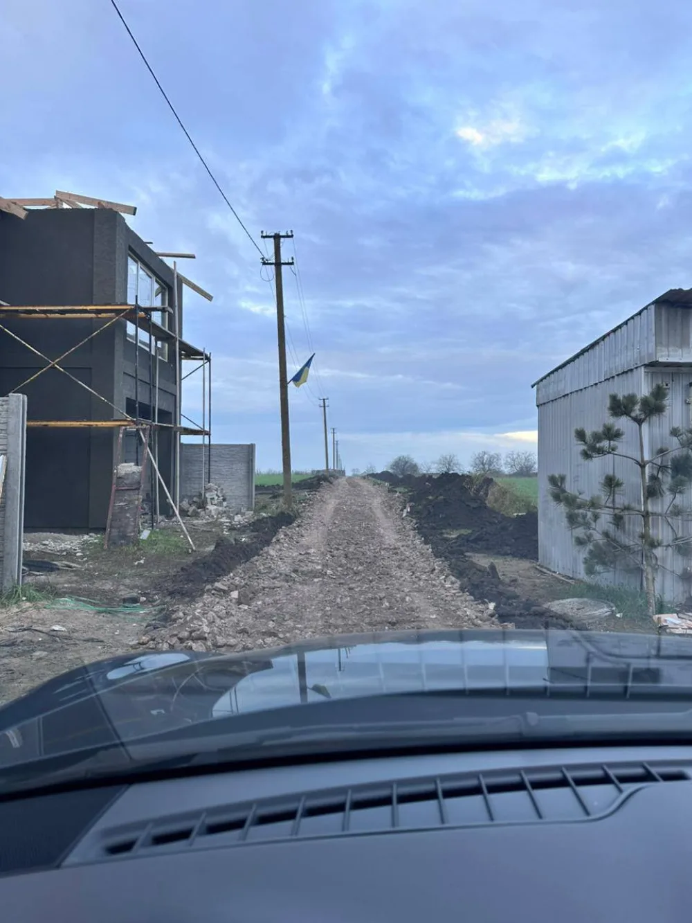 Land, Chornomorka 2