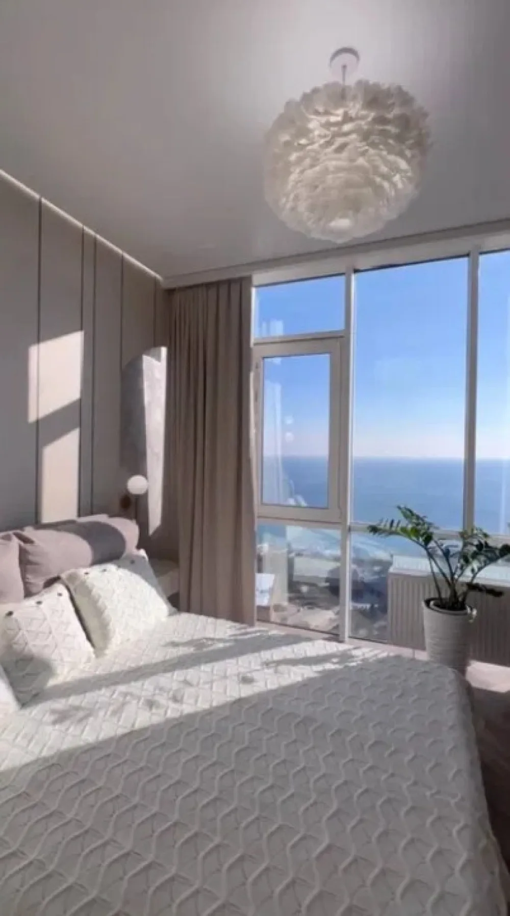 2-комнатная квартира, 60 м², Гагарин Плаза 1, Аркадия