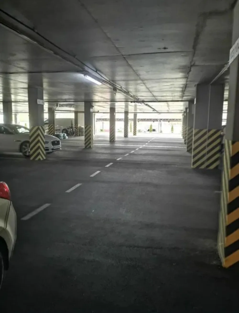 Commercial, 12 m², The 34 Pearl, City centre