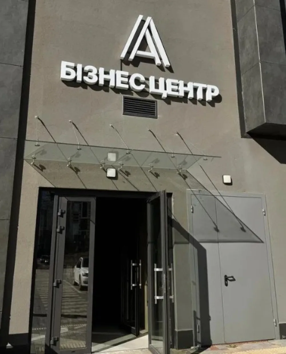 Комерційна, 33 м², Таїрова