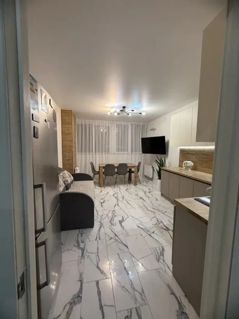 2-кімнатна квартира, 66 м², Нова Європа, Іллічанка