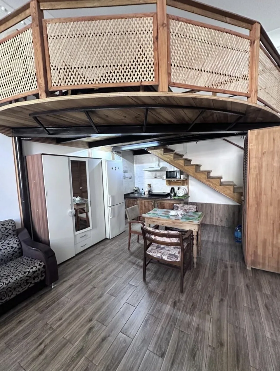 2-комнатная квартира, 80 м², Центр