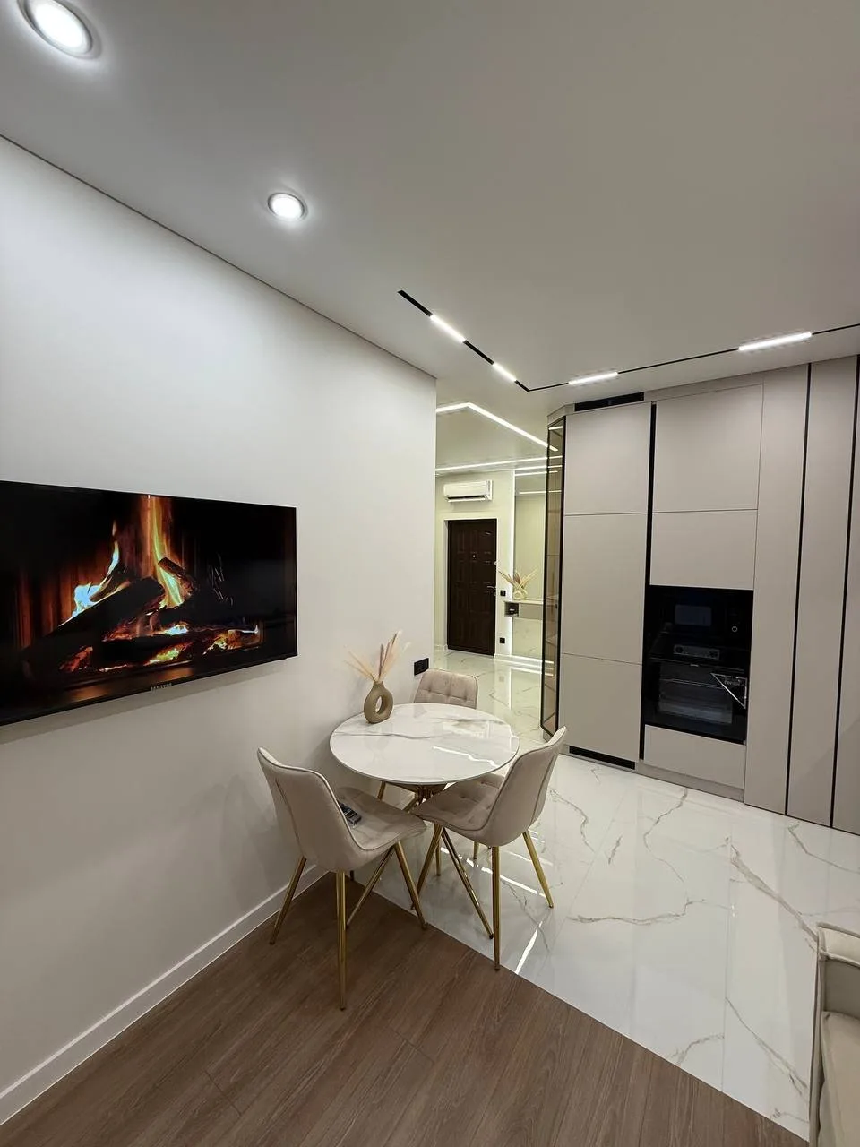 1-комнатная квартира, 42 м², 60 Жемчужина, Фонтан