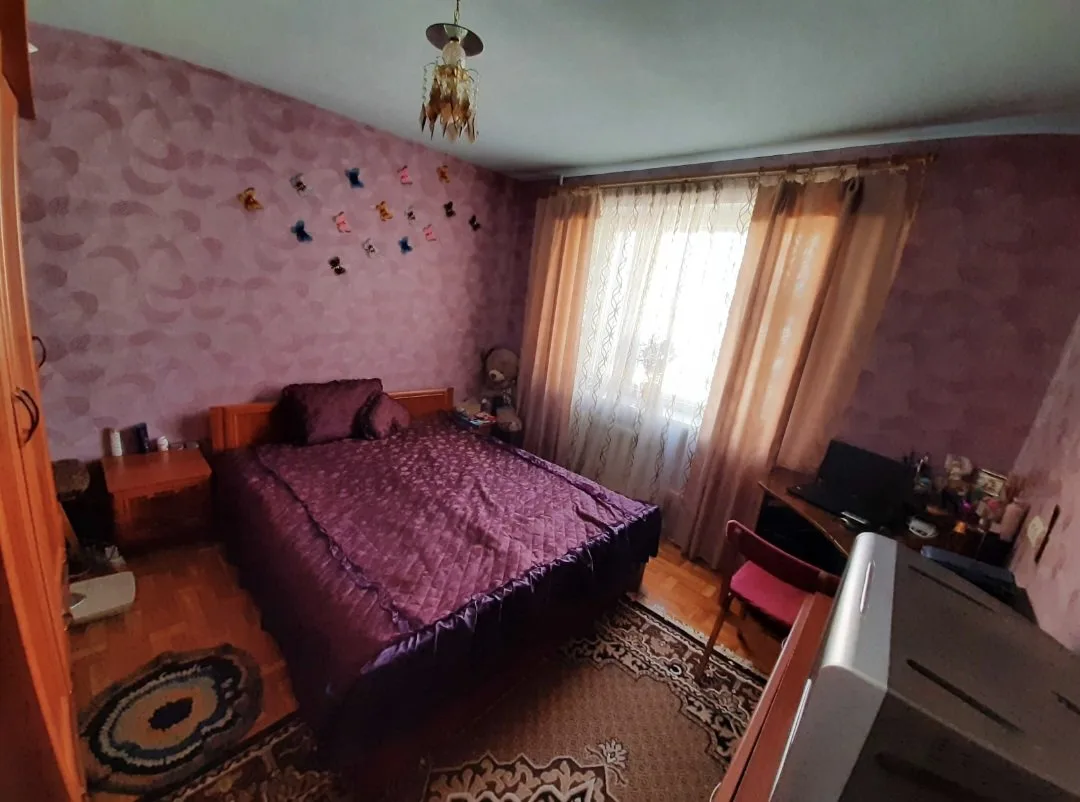 3-кімнатна квартира, 78 м², Молдаванка