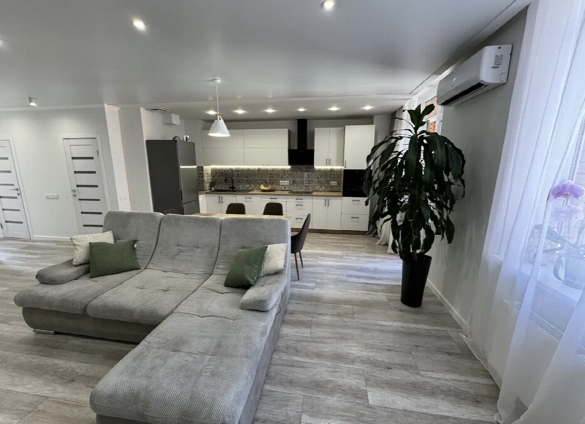 3-комнатная квартира, 84 м², Дмитриевский, Таирова
