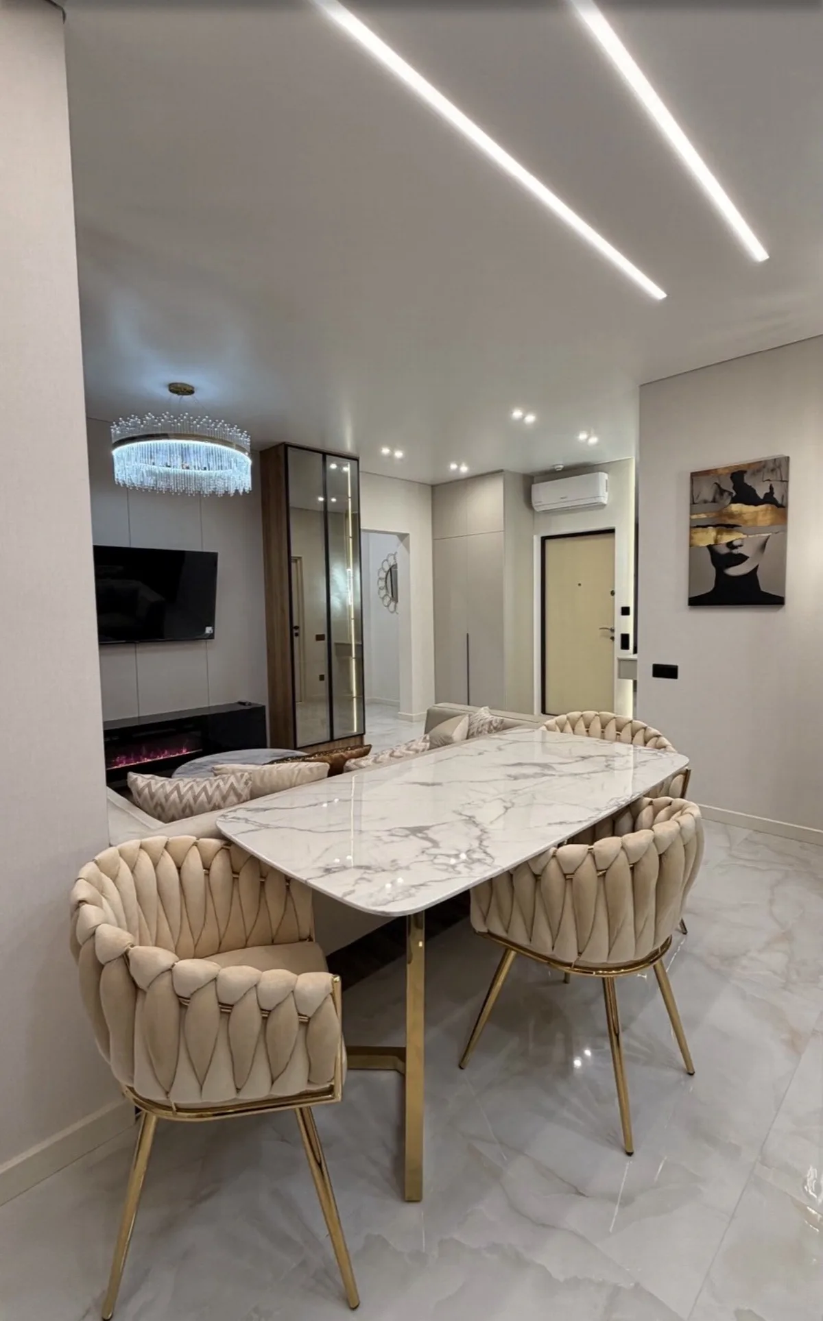 2-комнатная квартира, 67 м², 60 Жемчужина, Фонтан