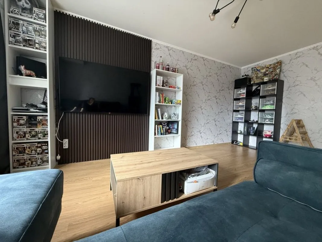 3-комнатная квартира, 81 м², Центр