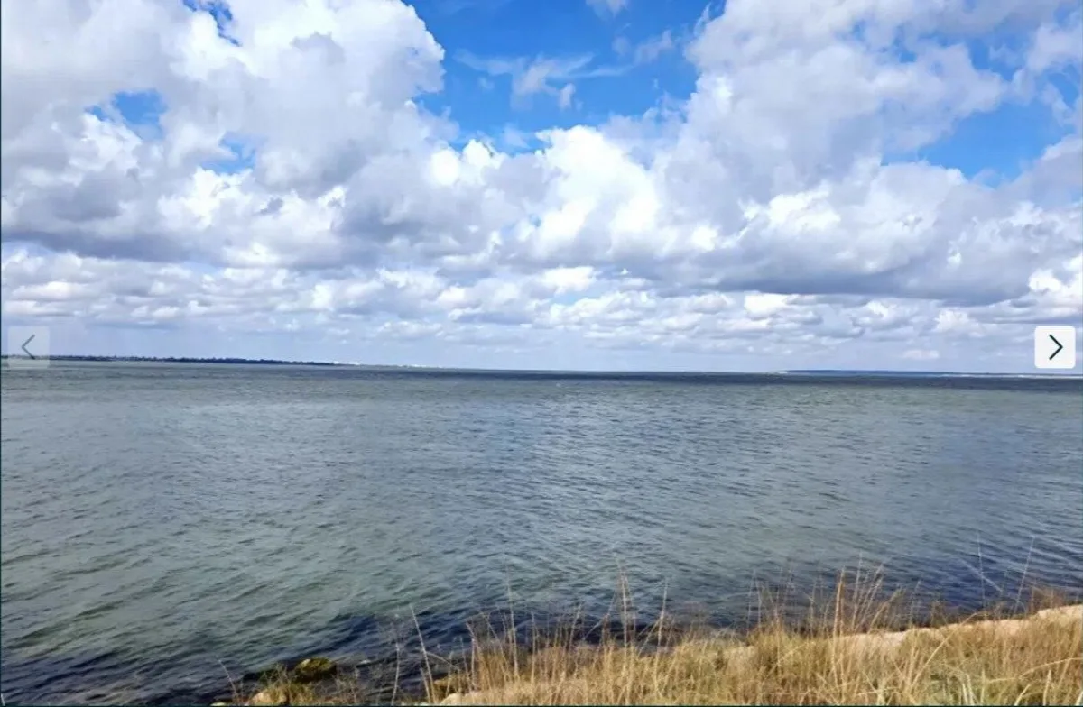 Land, Zatoka