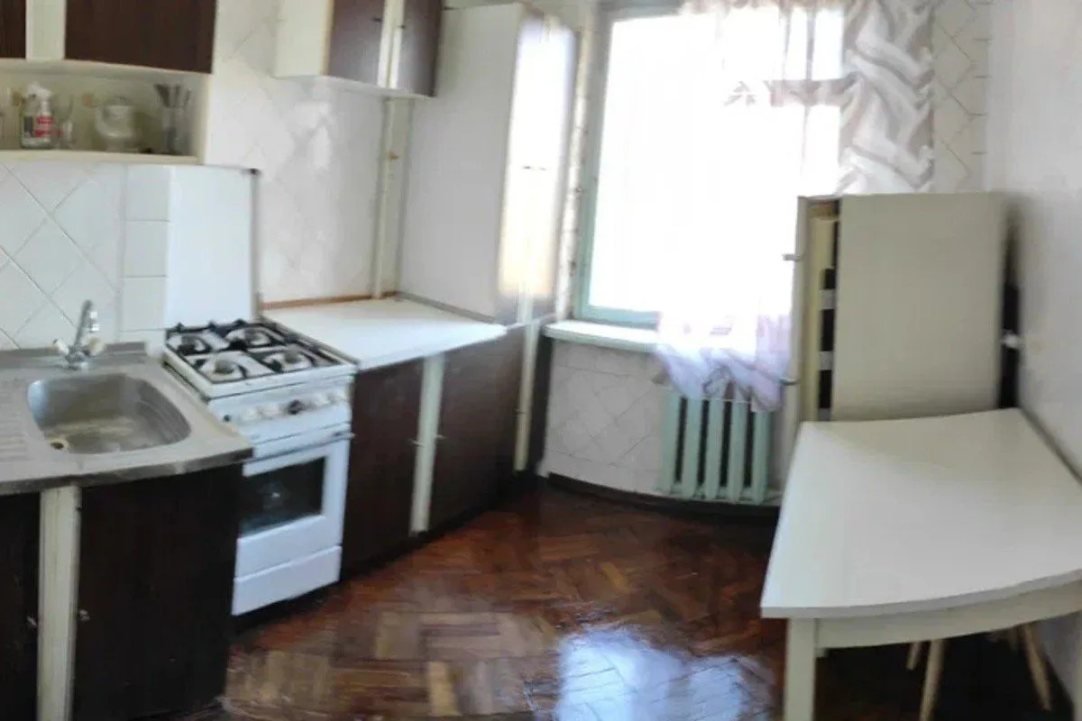2-кімнатна квартира, 49 м², Таїрова