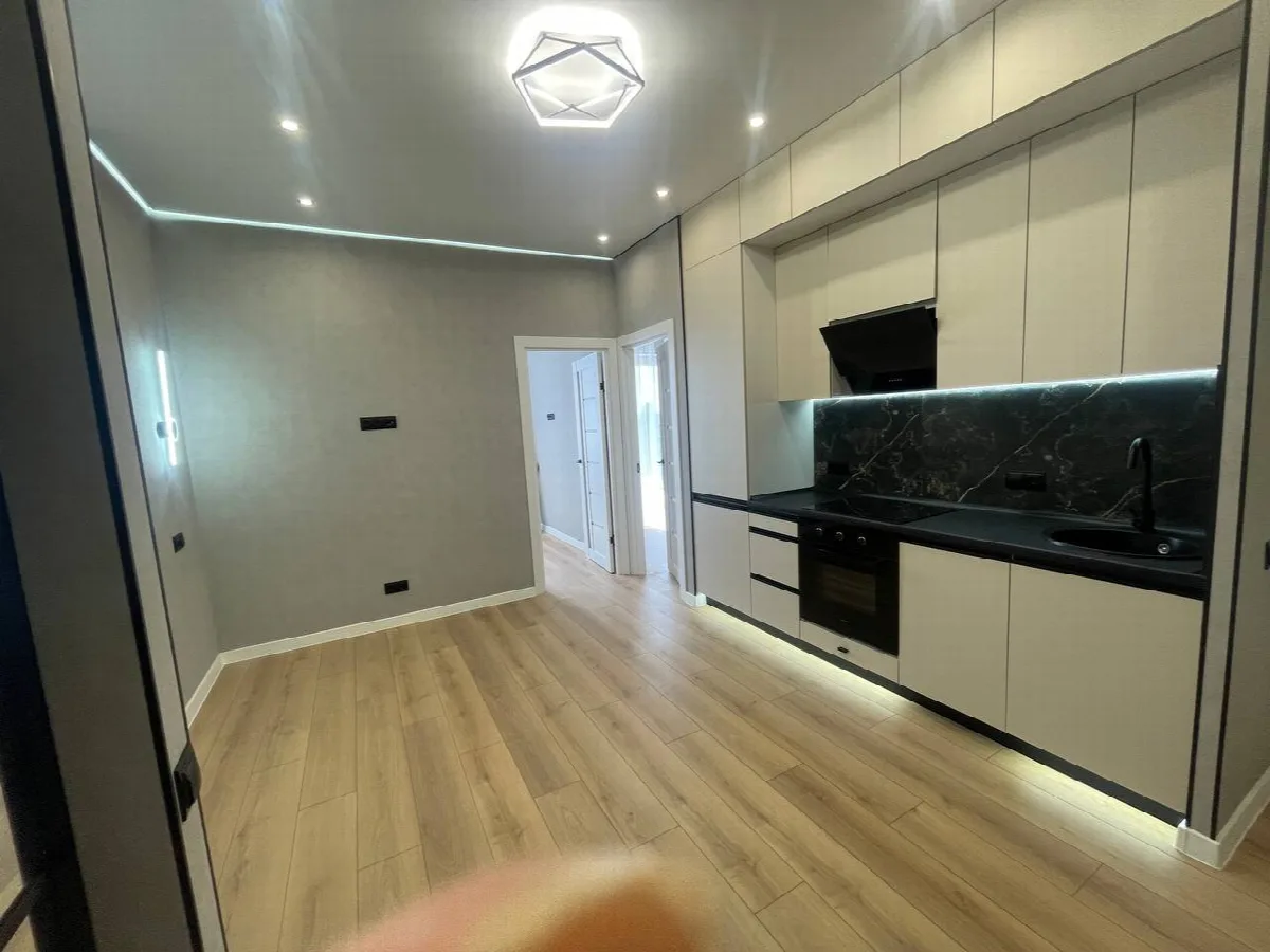 2-комнатная квартира, 42 м², 67 Жемчужина, Фонтан