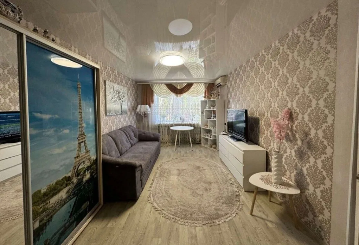 3-комнатная квартира, 64 м², Таирова