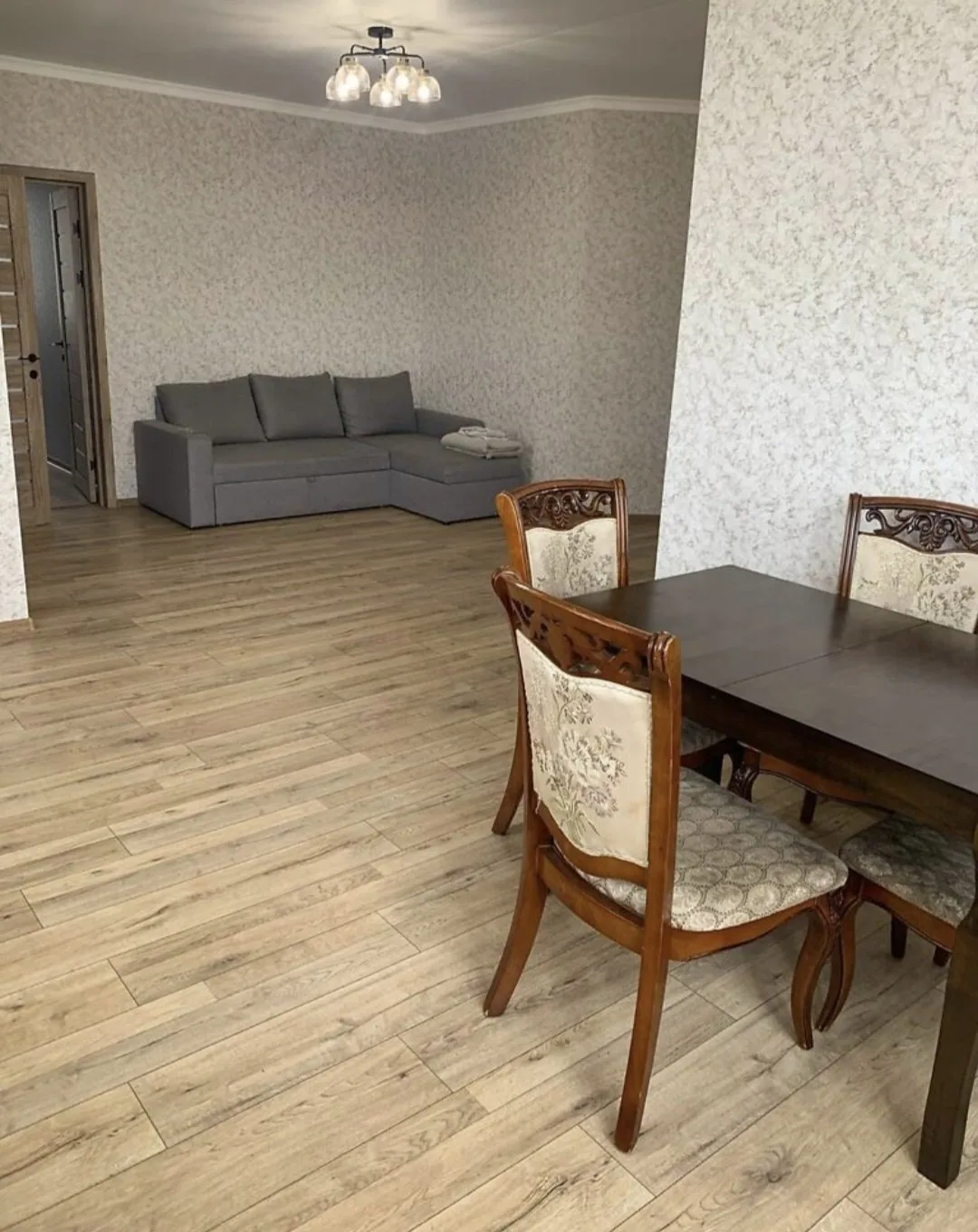 3-комнатная квартира, 92 м², Таирова