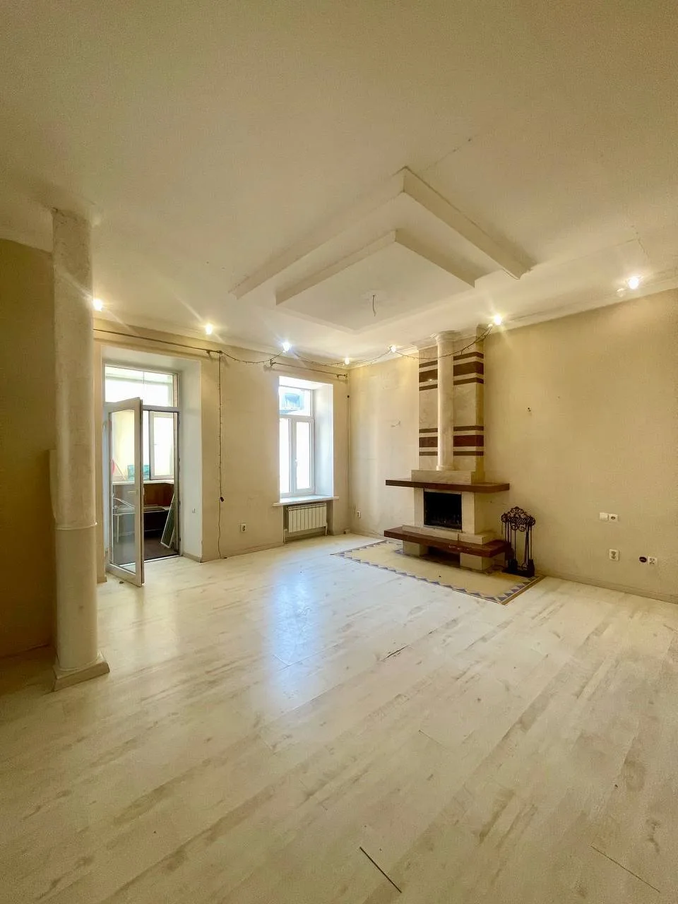 5-кімнатна квартира, 130 м², Молдаванка